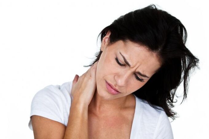 Osteokondroz nedeniyle boyun ağrısı